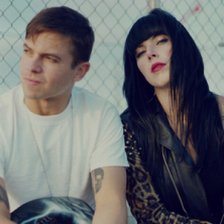Ringtone Sleigh Bells - Crown on the Ground free download